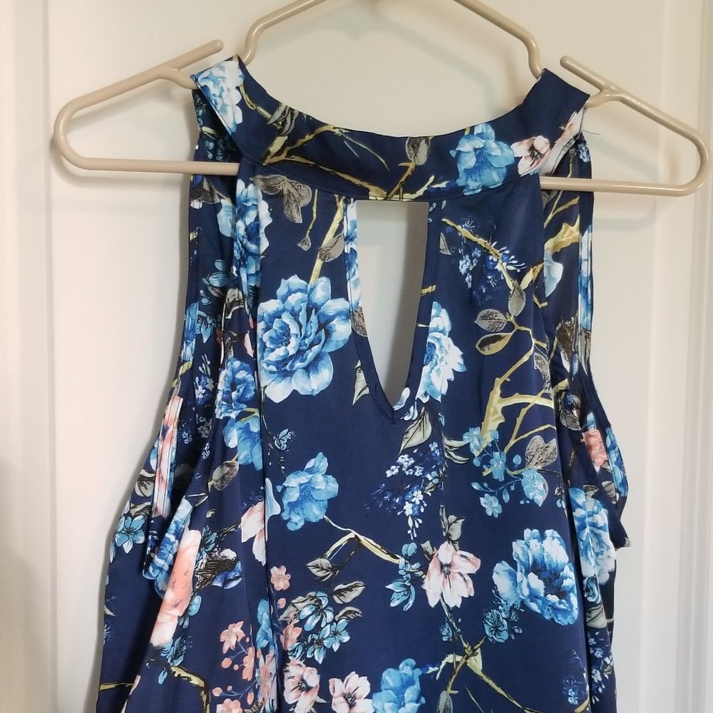 Sunny + 74   Cold shoulder top